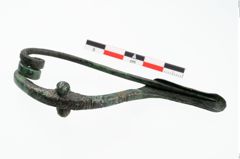 Foto von Bronzezweiknopffibel (NHMW-PRAE-024406)